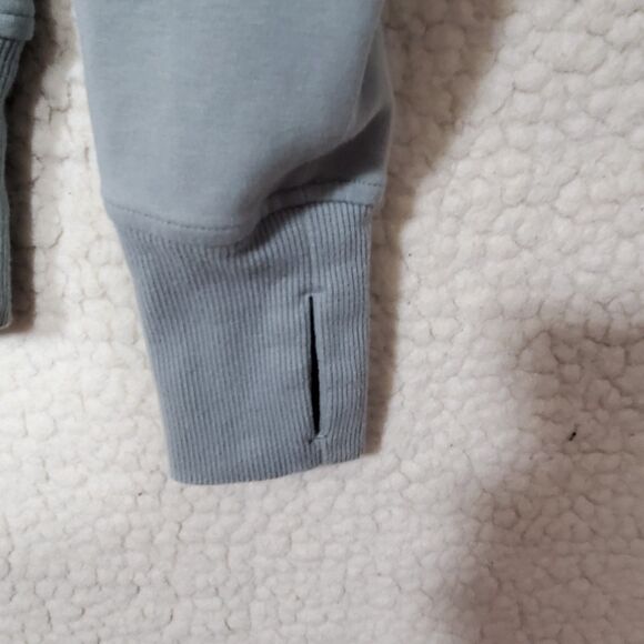 Old Navy Gray Hoody ~ Active Dynamic Fleece Size XS - Picture 13 of 15